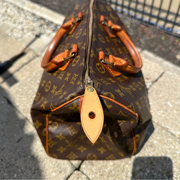 Louis Vuitton Monogram Speedy 30 Boston Handbag - Picture 6 of 12